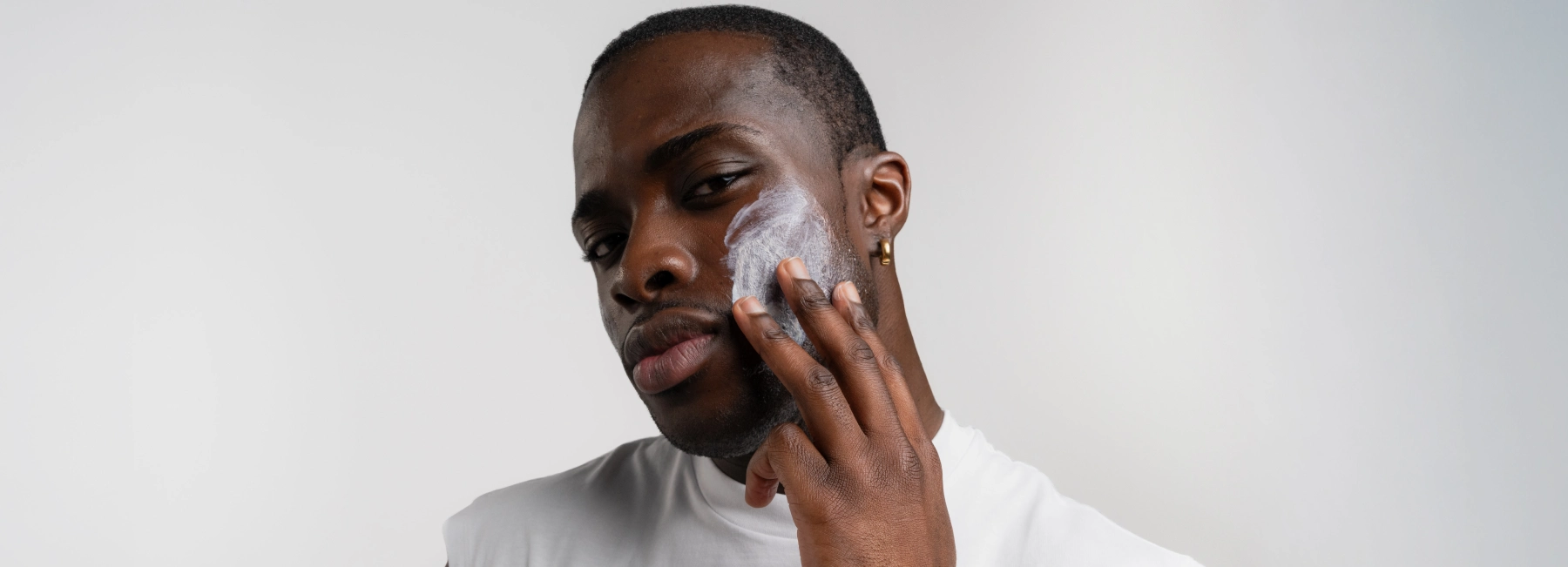 Zuerst Sonnencreme oder Tagescreme? Wir klären auf!